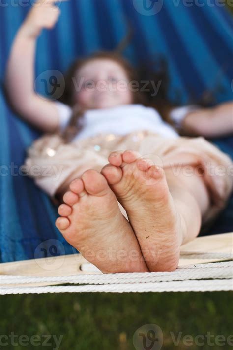 under girls feet|Children Girl Feet photos .